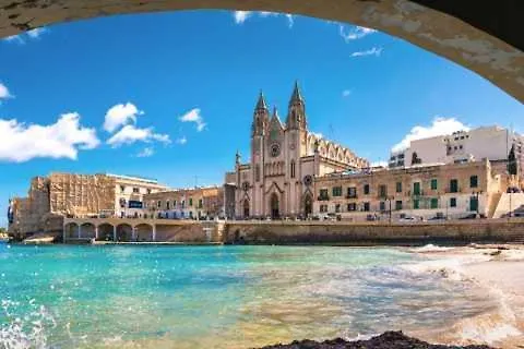 St Julians Sliema 3 Minutes Walk From Promenade 3 Bedroom Apartment